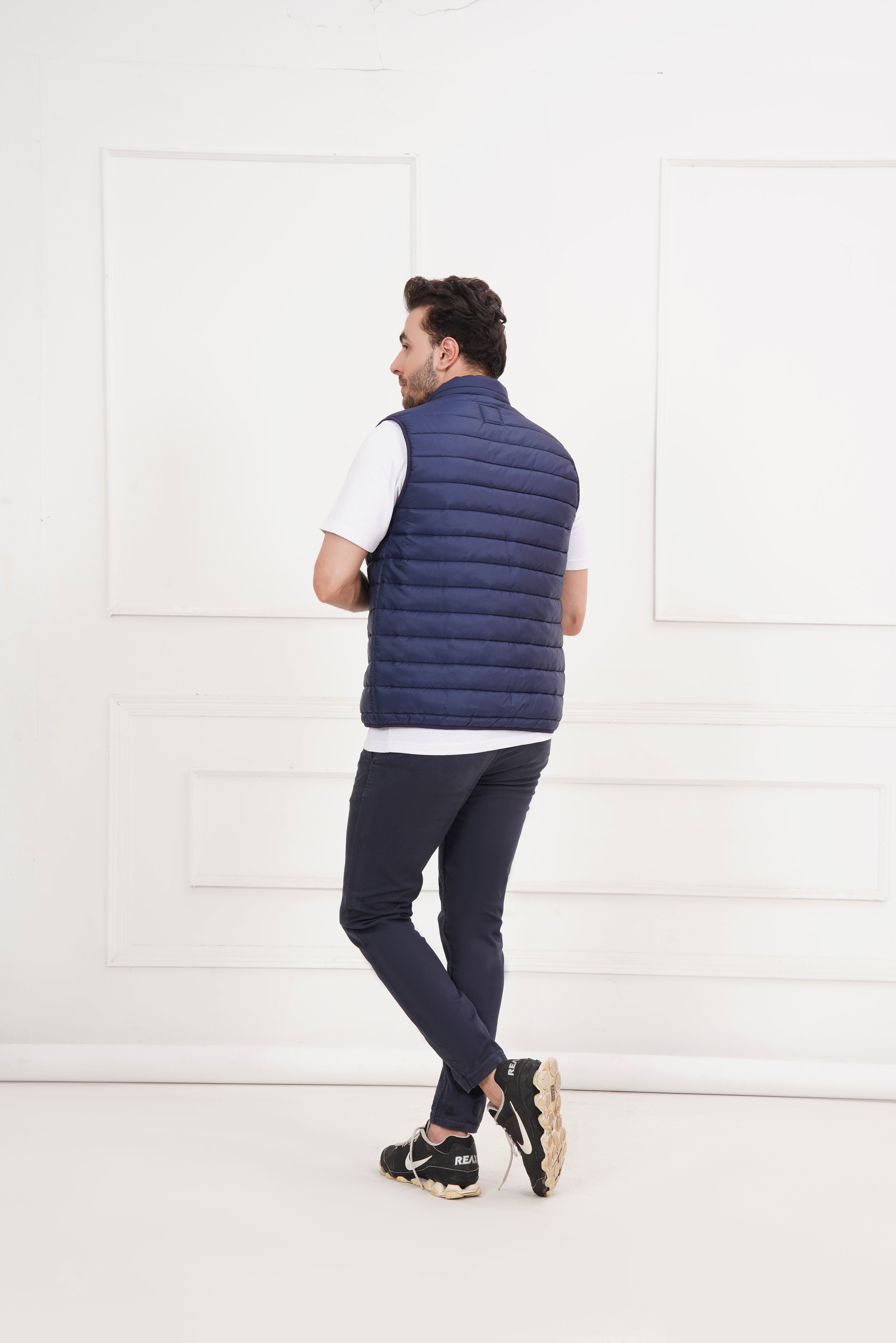Navy Puffer Gilet