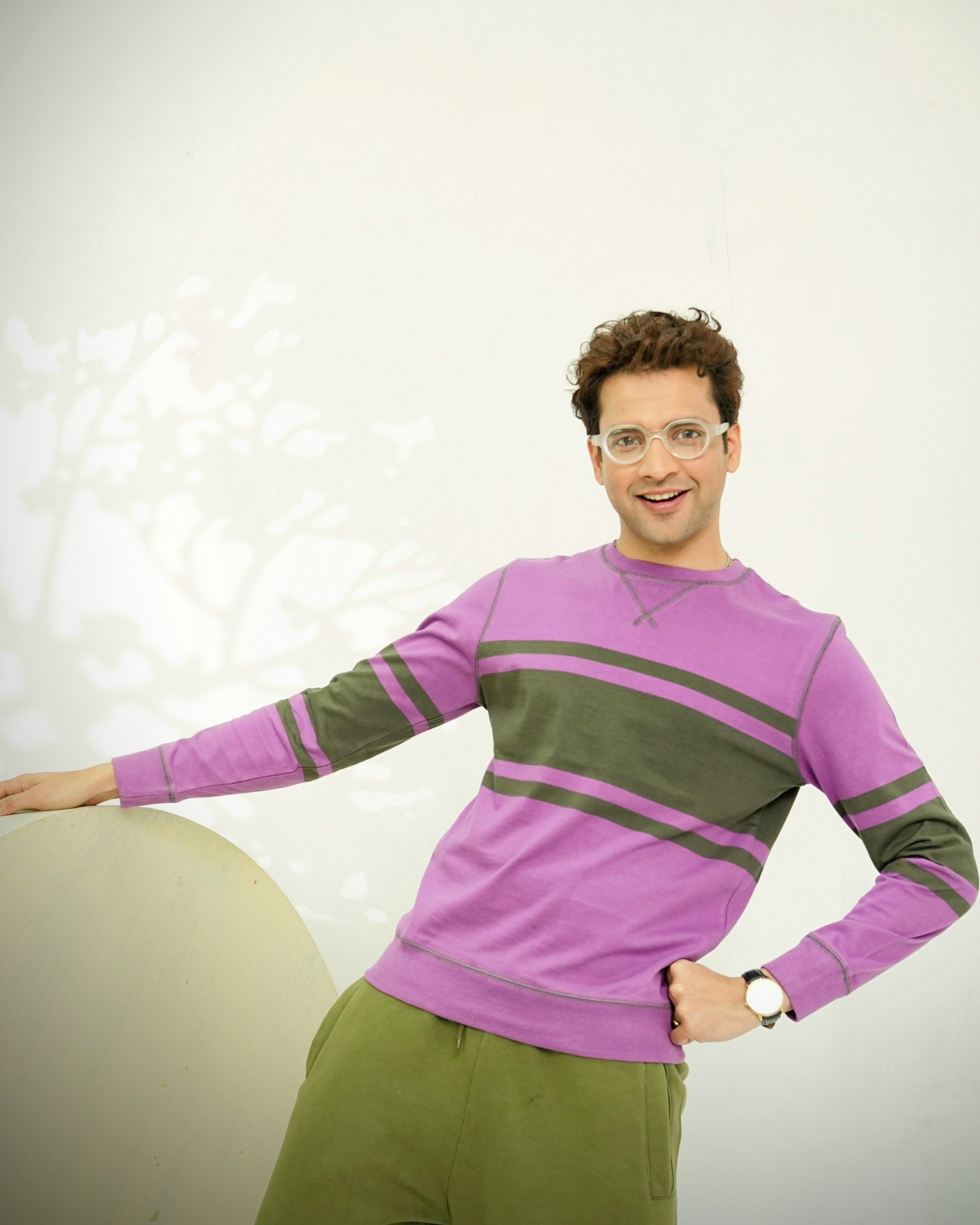 Casual Sweatshirt - Unixex