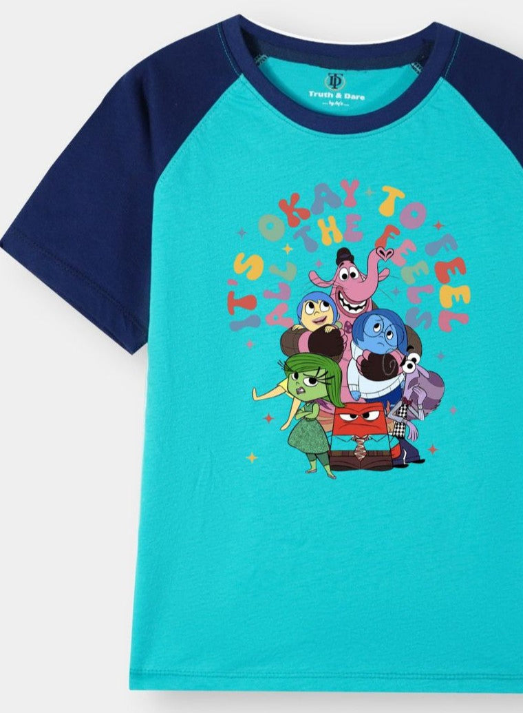 Graphic Raglan