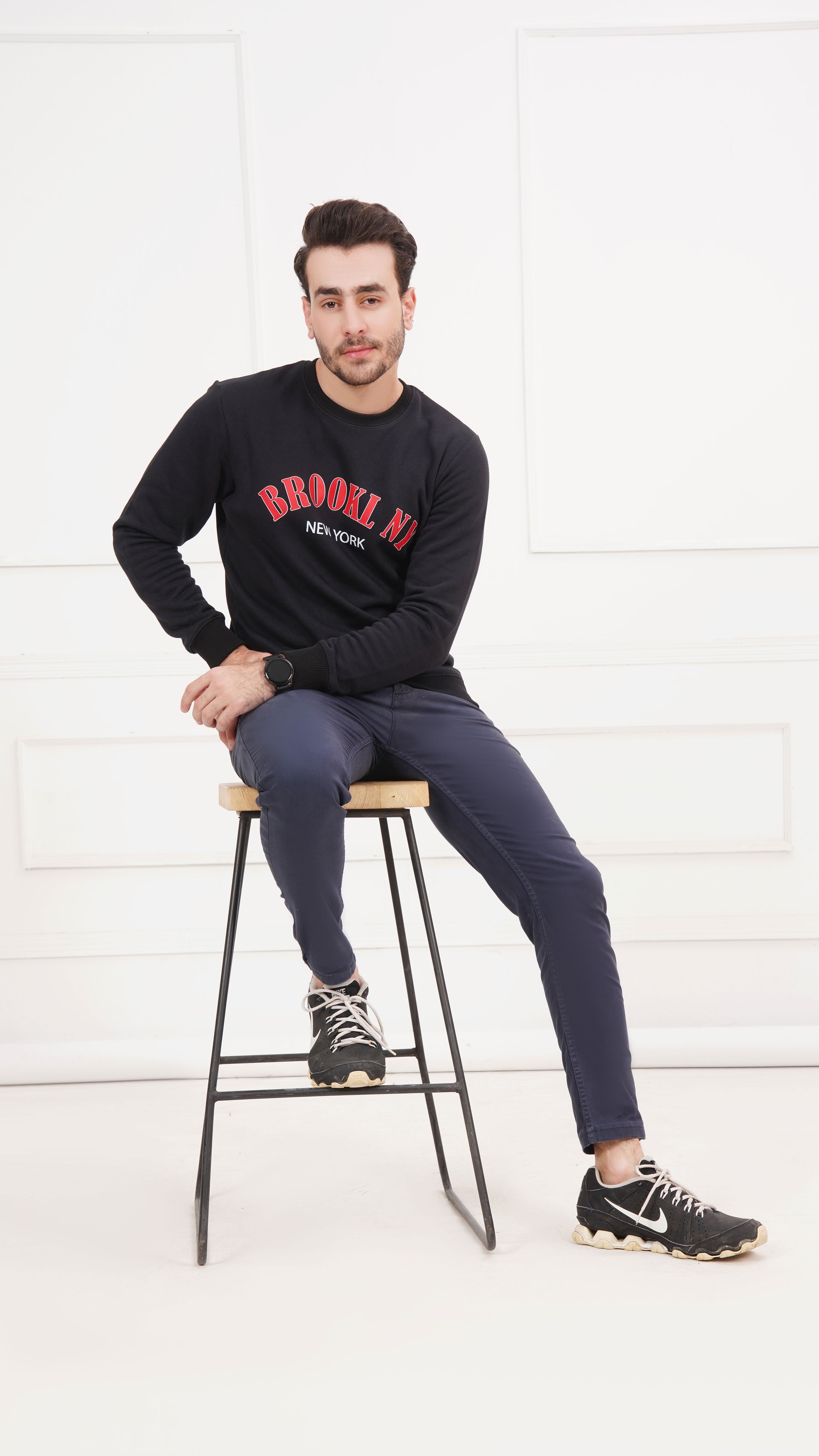 BLACK BROOKLYN SWEATSHIRT